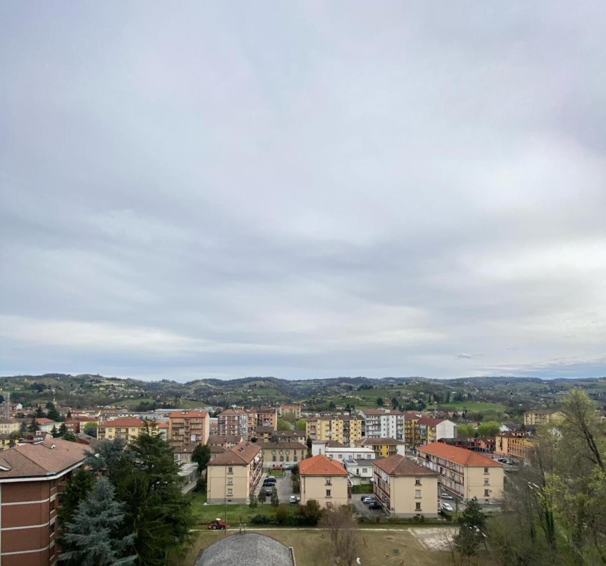 Bella Vista Apartment Canelli Exterior photo